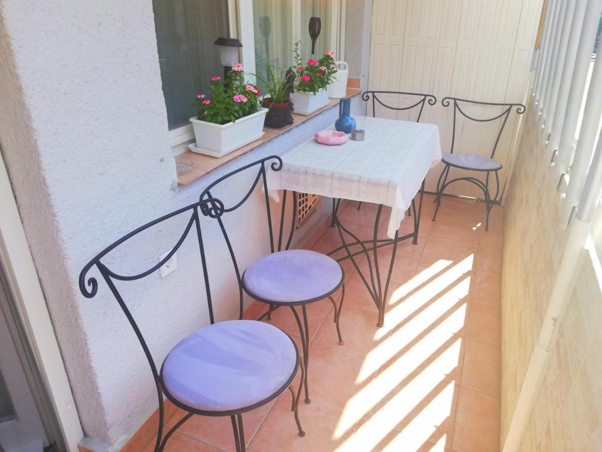 Strandfuerdo Apartman Eger Exterior foto